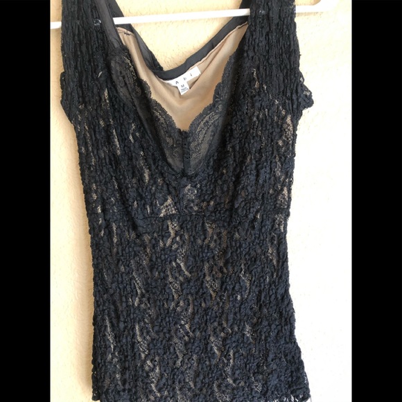 Top - Picture 4 of 5